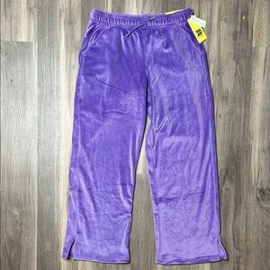 NWT Velour Ribbed Wide Leg Pants